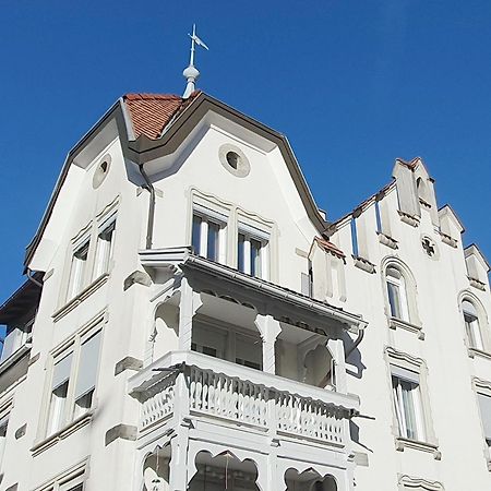 2-4 Zimmer Apartments Stilvoll Im Gertrud Schloessli - Zentral Ruhig St. Gallen Bagian luar foto